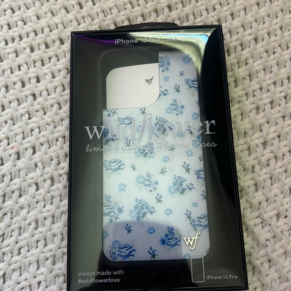 Wildflower Iphone 13 Pro Case